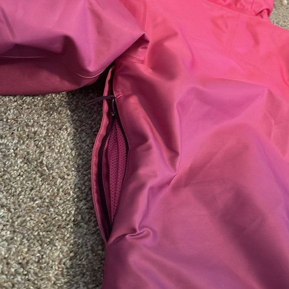 Armour Storm Ski/Snowboard Jacket - Picture 11 of 14